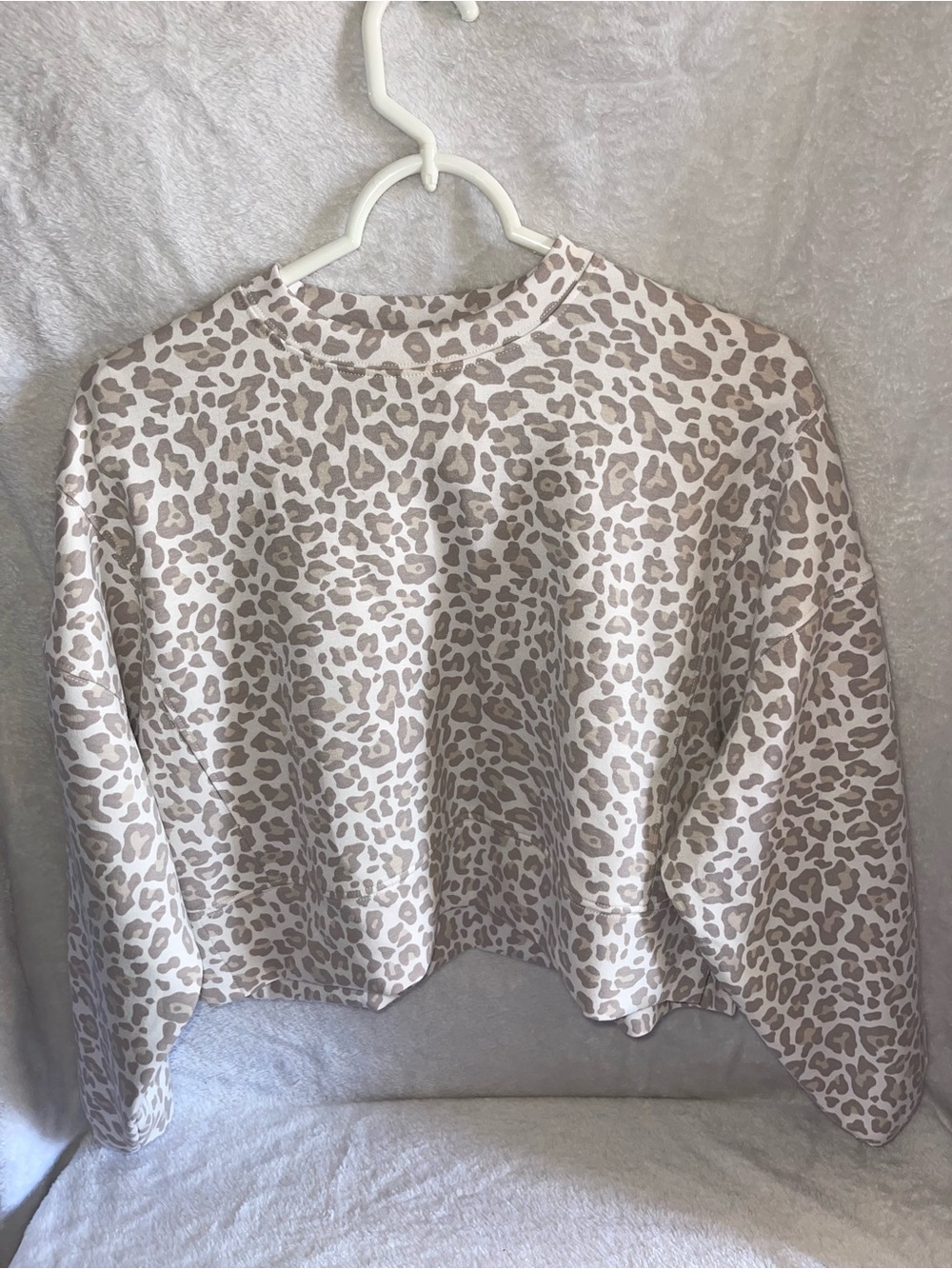 Yogalicious XS Leopard Print Crewneck Crop Scuba Sweater in Neutral Taupe